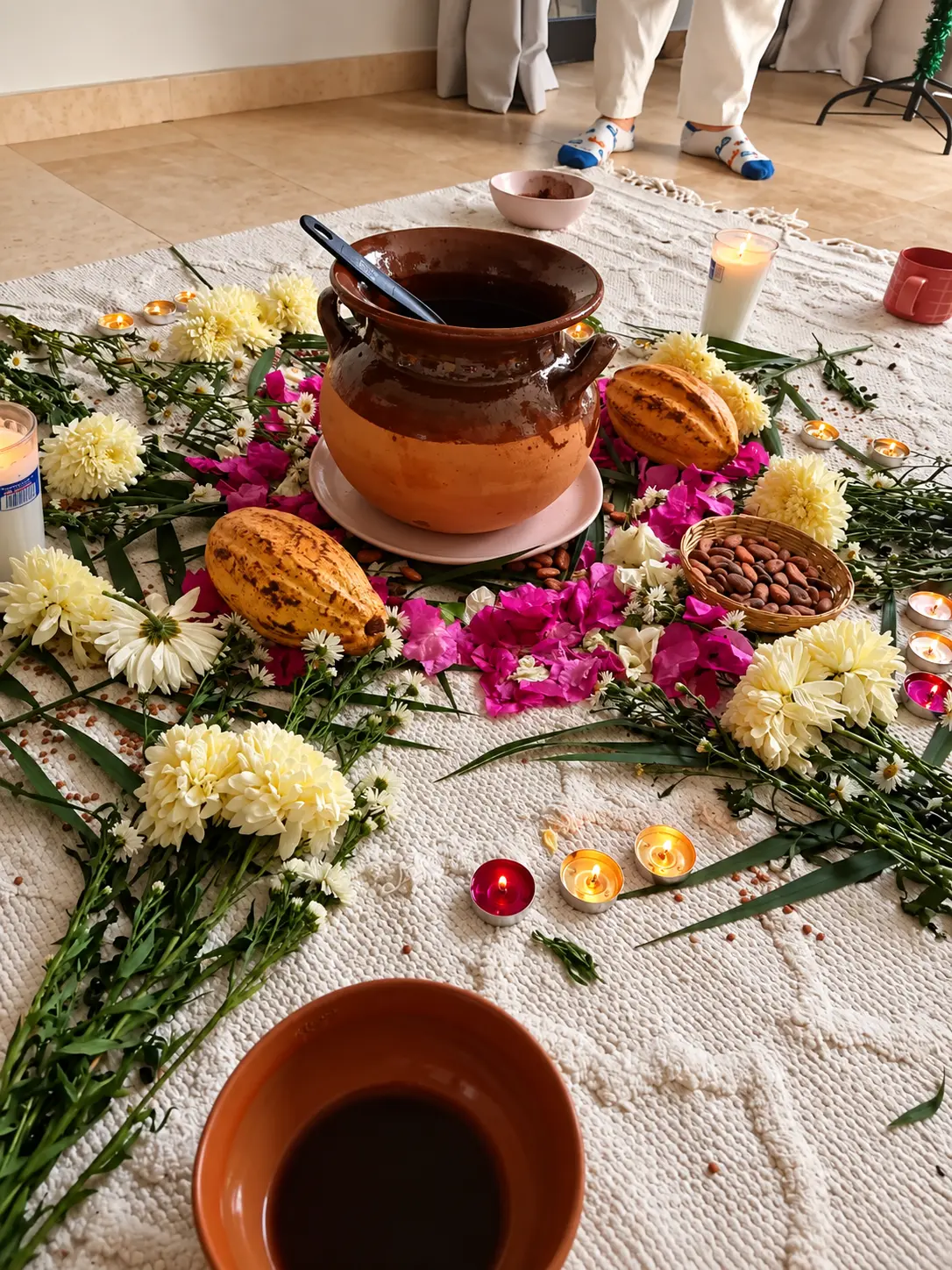 Cacao ceremonial sagrado y flores